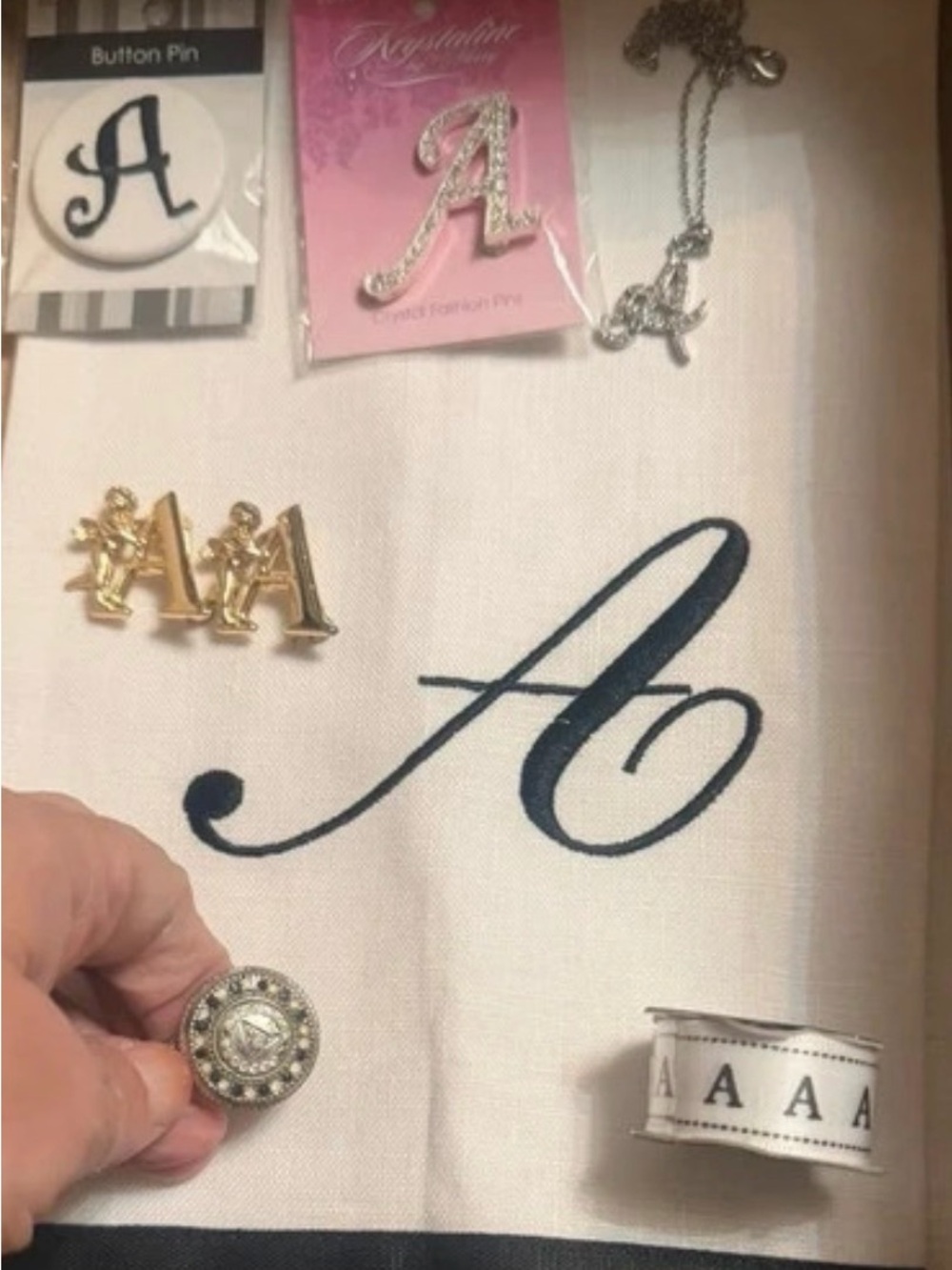 Monogram 'A' bundle
Of 8 assorted nice items